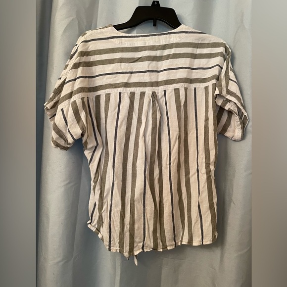 Time and Tru Striped Button Down Shirt Size Small - Picture 4 of 4